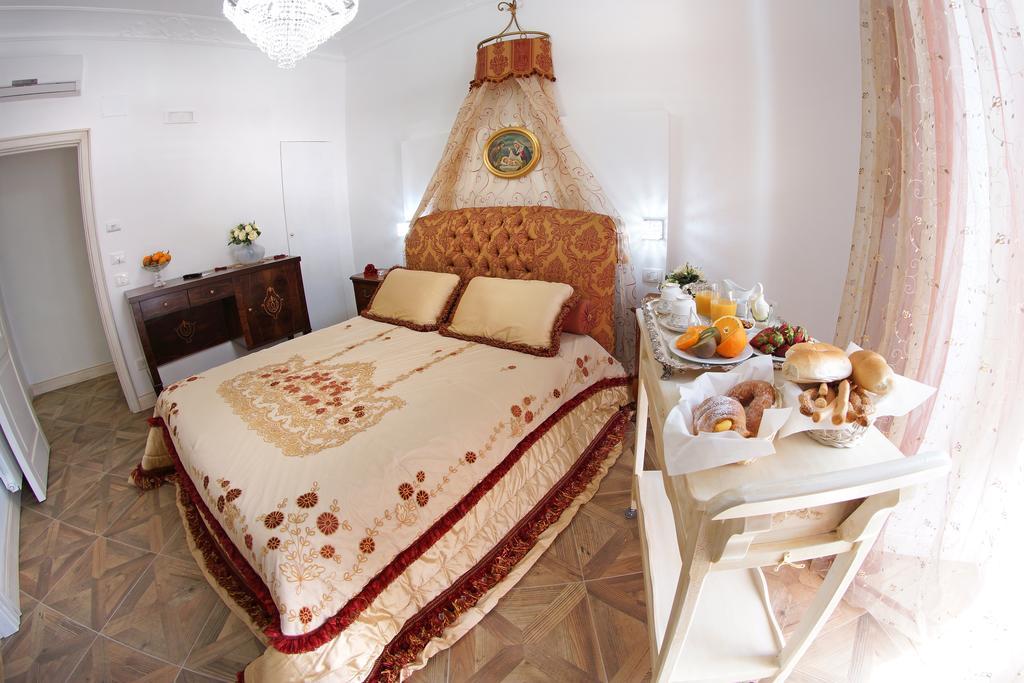 アグリジェント B＆B パラッツォ デル テアトロ Bed & Breakfast エクステリア 写真
